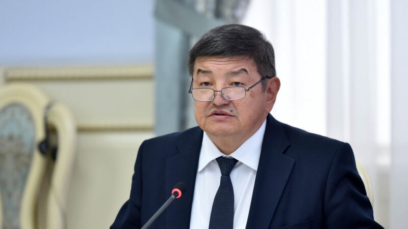 Жапаров: Кыргызстан криминалдарсыз инвесторлор үчүн бейиштин төрүндөй болот