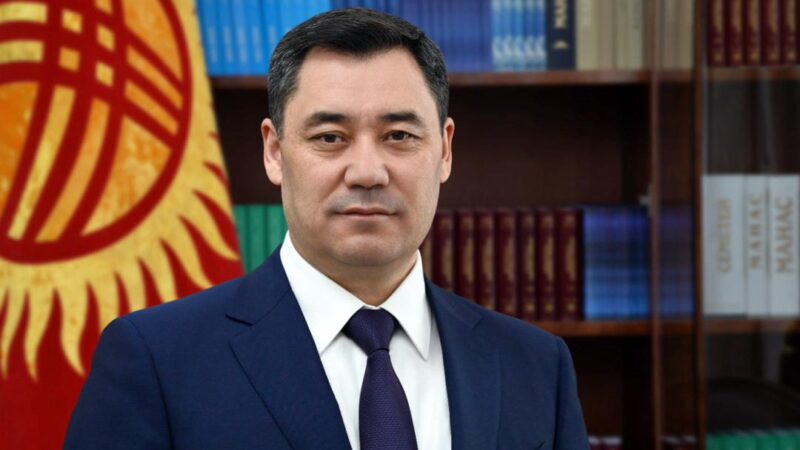 Президент агроөнөр жай тармагынын кызматкерлерин куттуктады