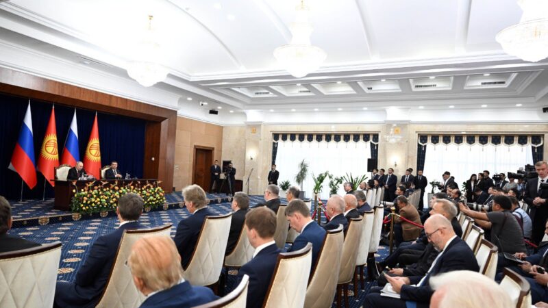Садыр Жапаров ЖМКларга билдирүү жасады