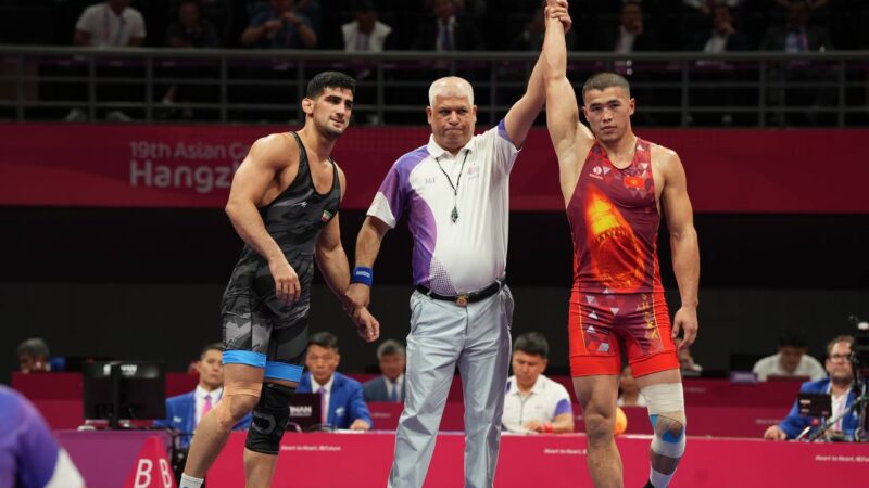 Баракелде! Акжол Махмудов Азия оюндарынын чемпиону болду
