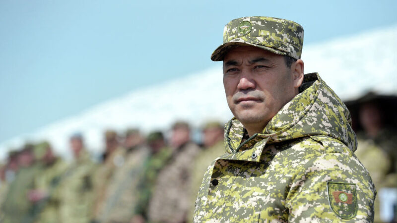 Садыр Жапаров иш сапары менен Баткенге барат