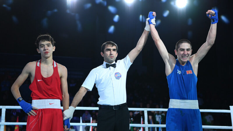Боксчу Амантур Жумаев Дүйнө чемпиондугунда алтын алды