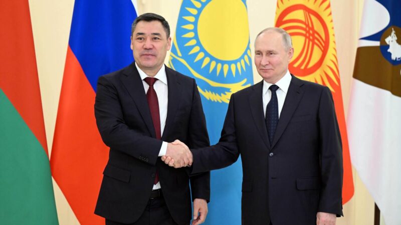 Садыр Жапаров Жогорку Евразия экономикалык кеңештин отурумуна катышууда