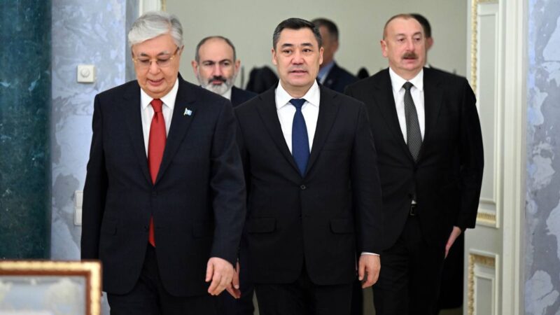 Садыр Жапаров КМШ лидерлеринин бейформал жолугушуусуна катышты