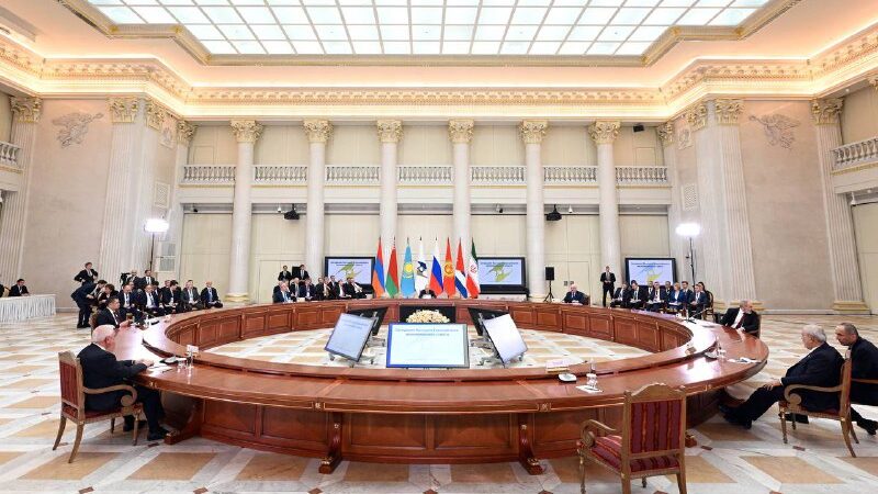 Санкт-Петербургда ЖЕЭКтин кезектеги отуруму болуп өттү