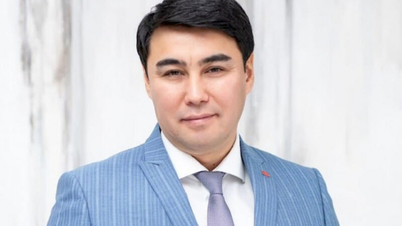 “Бийликти күч менен басып алууну пландаган”. Имамидин Ташовго издөө жарыяланды