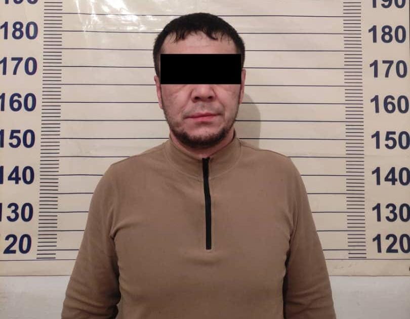 Жаранды алдап ири суммадагы акчасын алып, качып кеткен шектүү кармалды