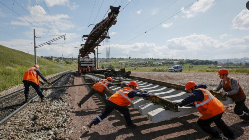 Жапаров: «Кытай-Кыргызстан-Өзбекстан» темир жолун курууну жакынкы убакта баштайбыз
