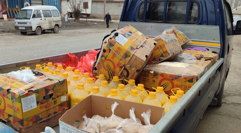 Ноокатта 300 үй-бүлөгө жардам баштыкчасы берилди
