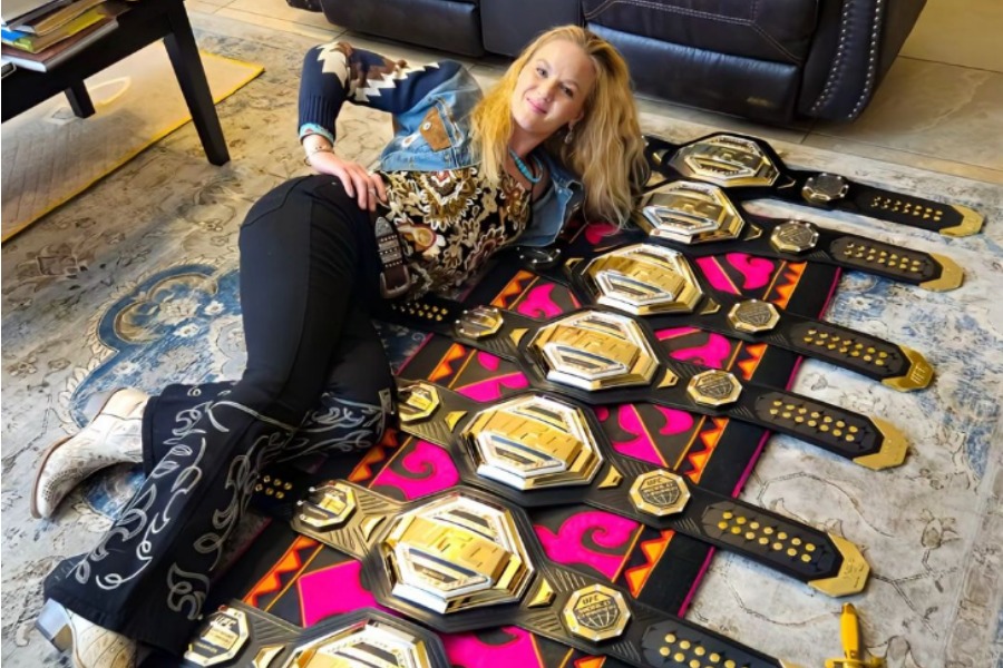 Валентина Шевченконун UFC уюмунан алган 7 чемпиондук куру