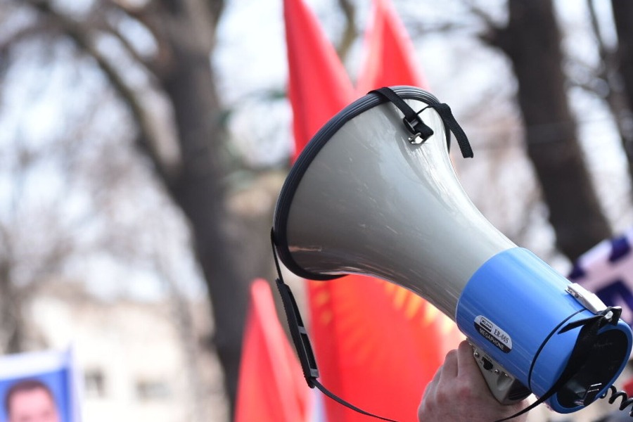 Митинг өткөрүүгө коюлган чектөө кайрадан узартылды