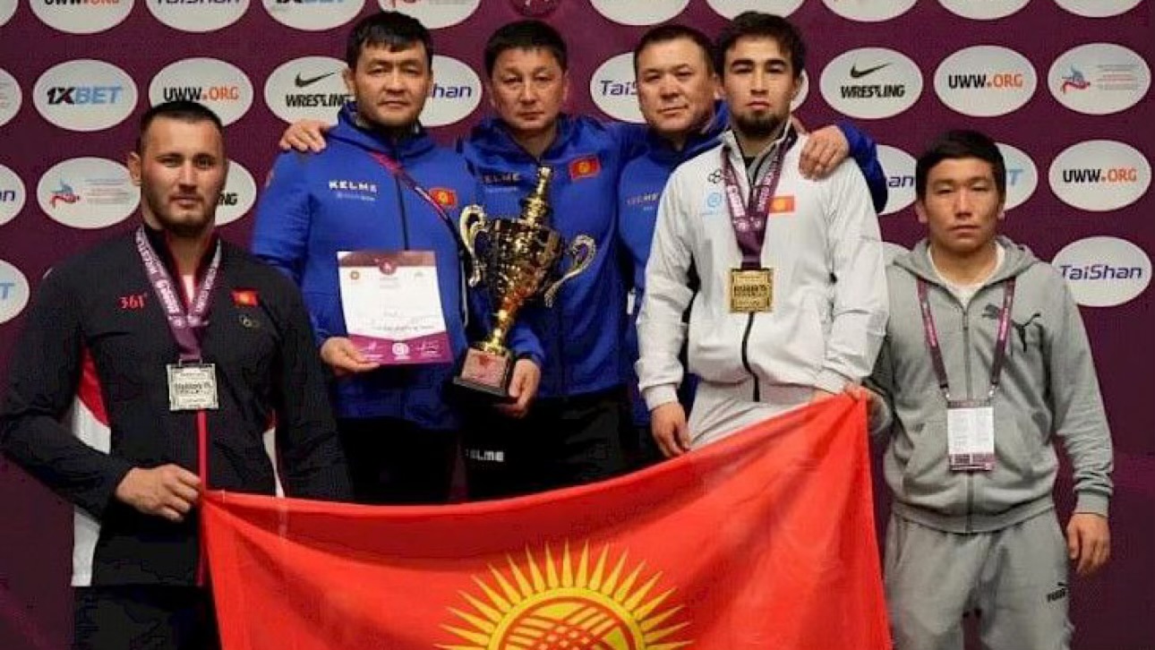 Эркин күрөш боюнча курама команда Азия чемпионатында 3-орунду ээледи