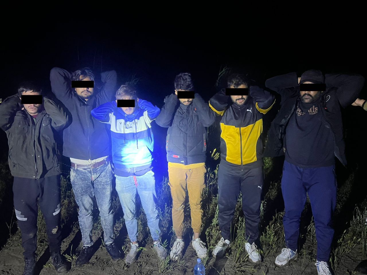 Чек араны кесип өтүүгө аракеттенген пакистандык жарандар кармалды