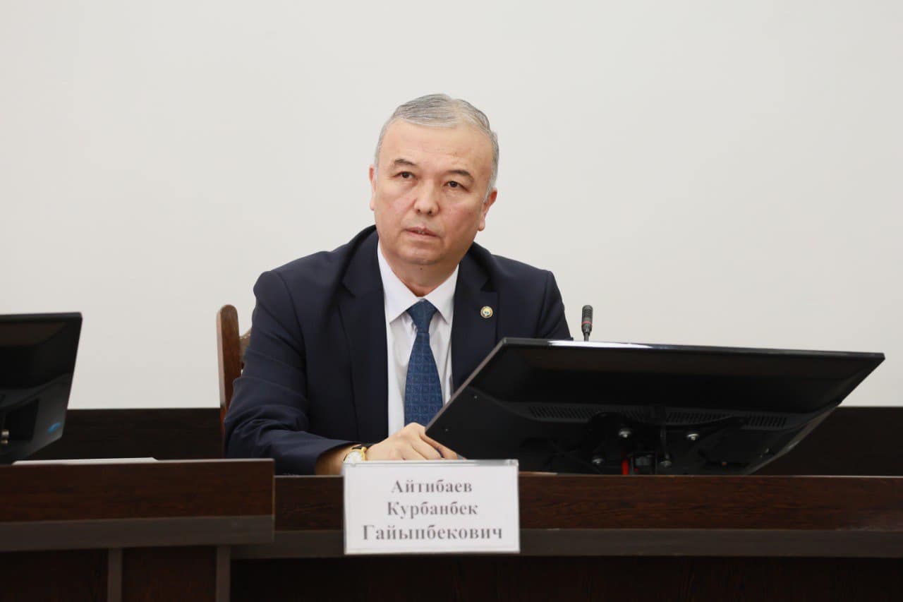 Президенттин Ош облусундагы өкүлүнүн биринчи орун басары алмашты