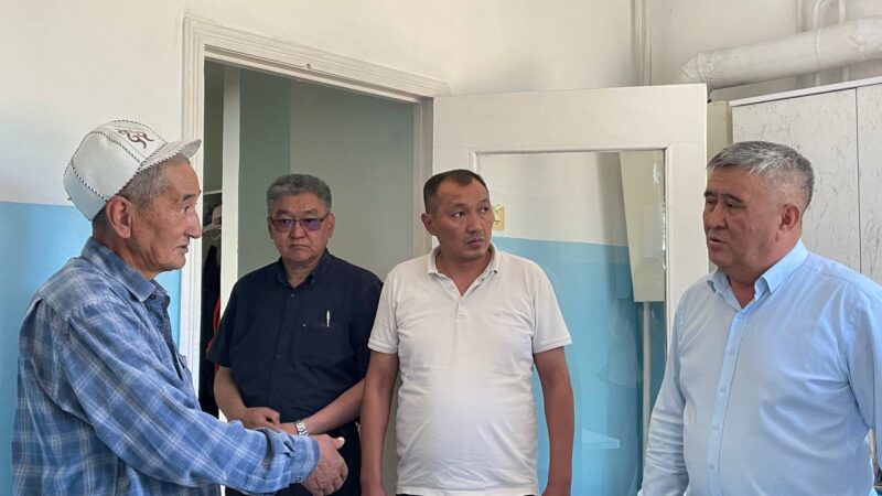 Бишкек ЖЭБинин авариясында жабыр тарткан кызматкерге үйдө жашаганга мүмкүнчүлүк түзүлдү