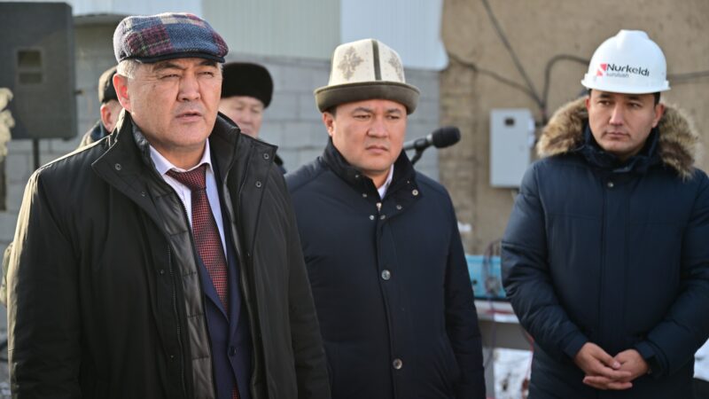 Ташиев Жалал-Абад облустук көркөм-сүрөт жатак мектебинин курулушуна капсула салды