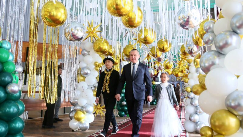Ошто мэрдин балаты майрамына 600дөн ашык бала катышты