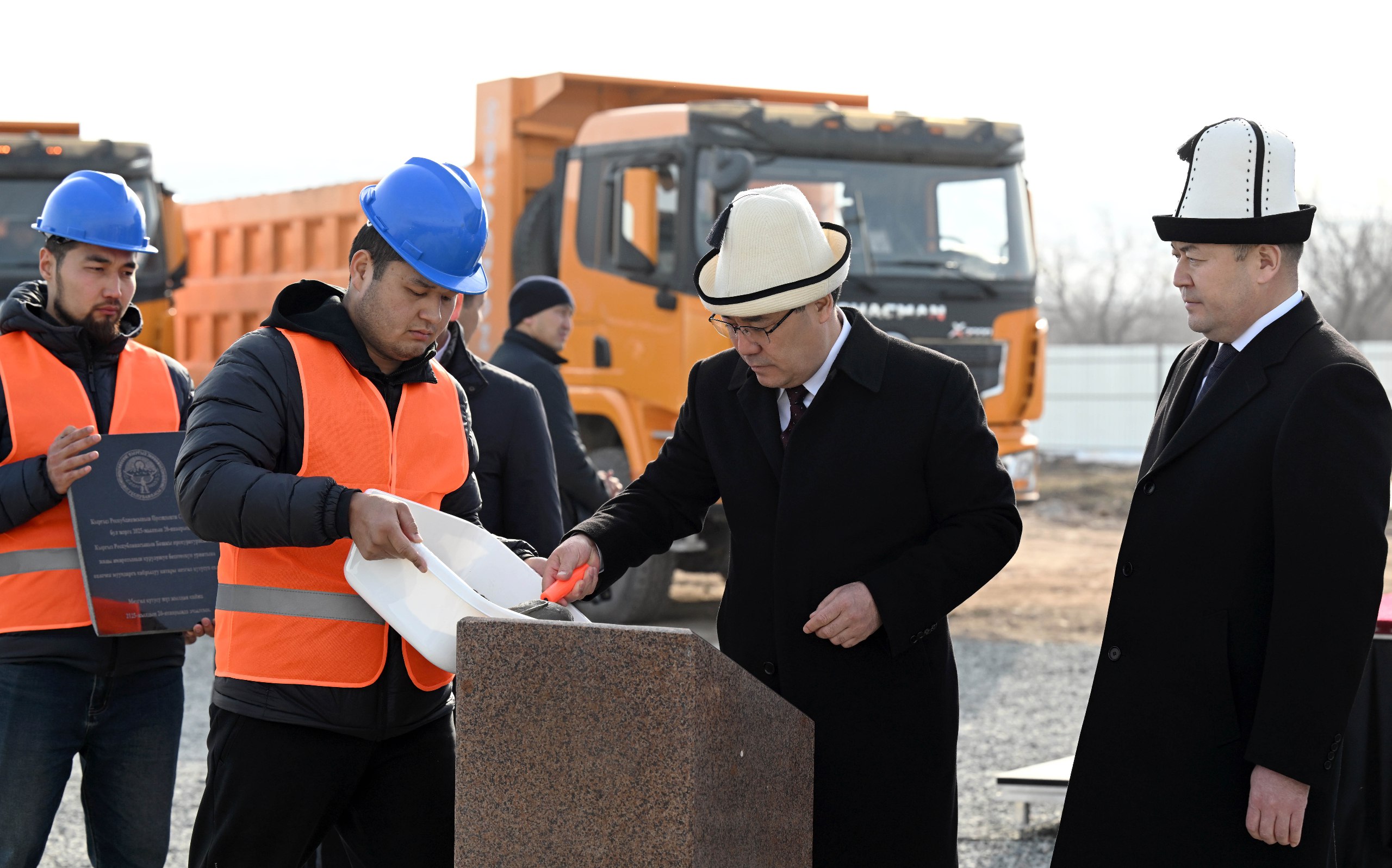 Садыр Жапаров Башкы прокуратуранын жаңы имаратынын курулушуна старт берди