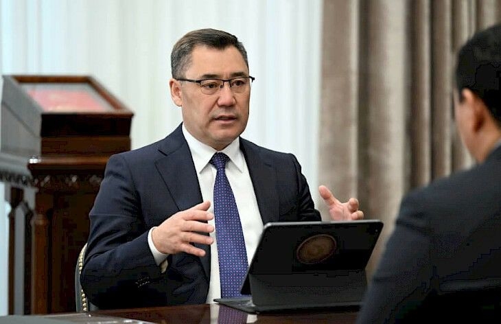 Президент кыргыз-тажик чек арасы качан жана кантип чечилерин айтып берди