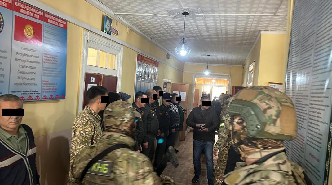 Ошто аскер кызматкерлери коррупцияга шектелип кармалды