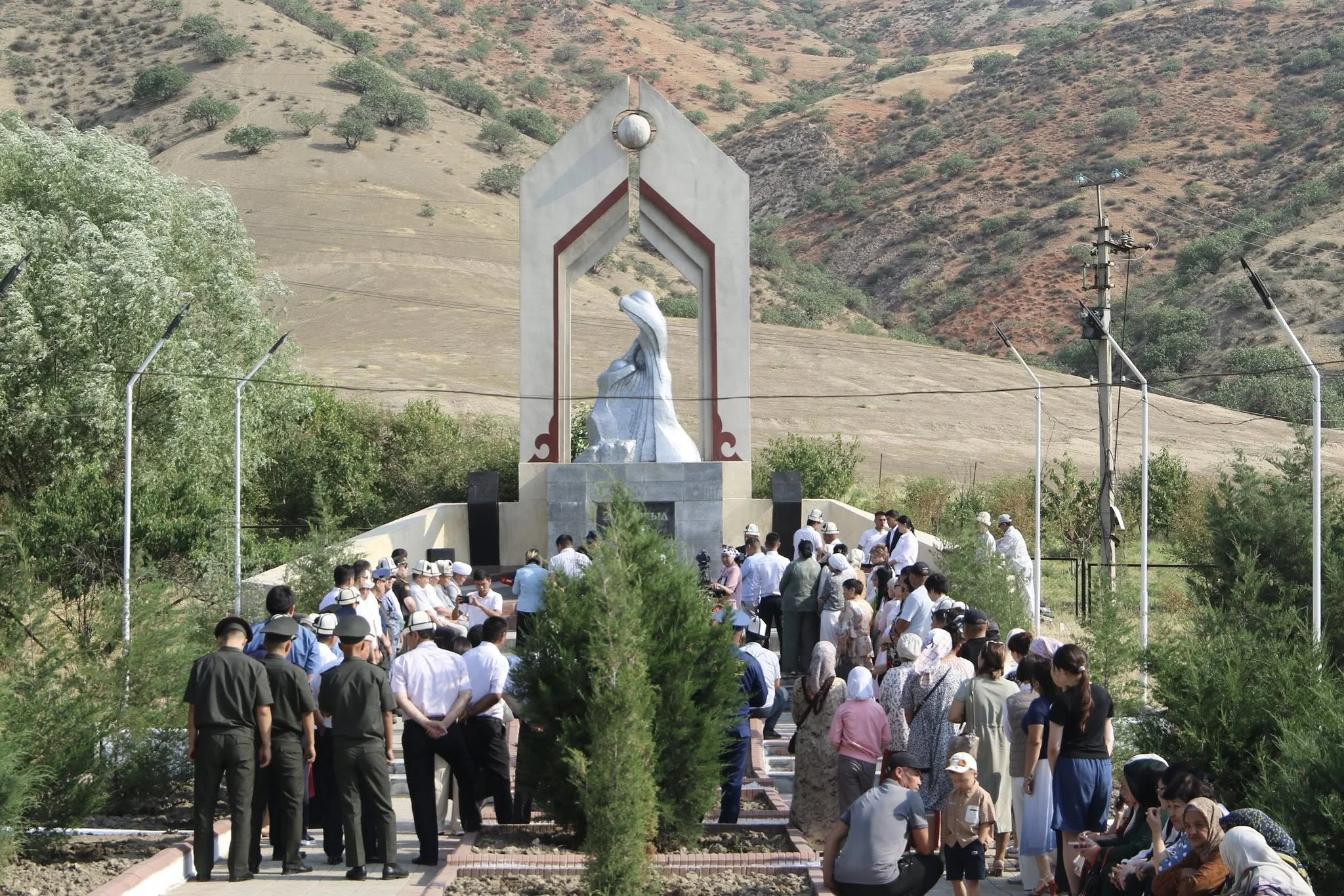 Жалал-Абадда Июнь окуясында курман болгондор эскерилди
