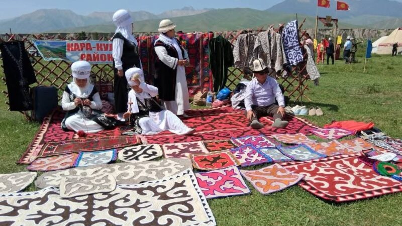 Ат-Башыда «Кыргыз шырдагы» жана «Кыргыз даамы» фестивалдары өттү