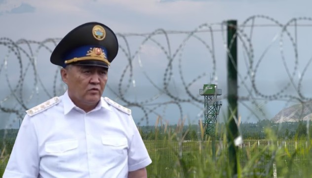 Баткендеги кыргыз-тажик чек арасына зым тартуу иштери качан бүтөрү айтылды
