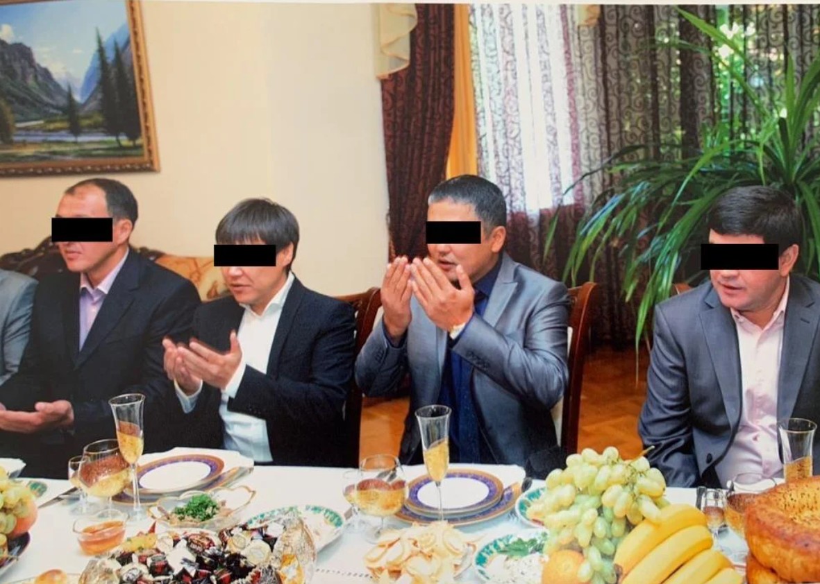 Көлбаевдин уюшкан кылмыштуу тобун каржылоого тиешеси бар адамдар кармалды