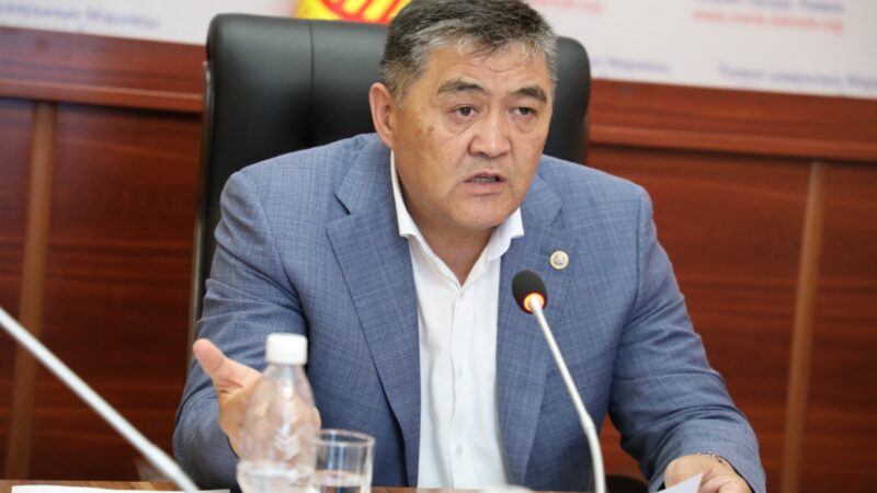УКМК Төрагасы Камчыбек Ташиев Токмок шаарында жыйын өткөрдү