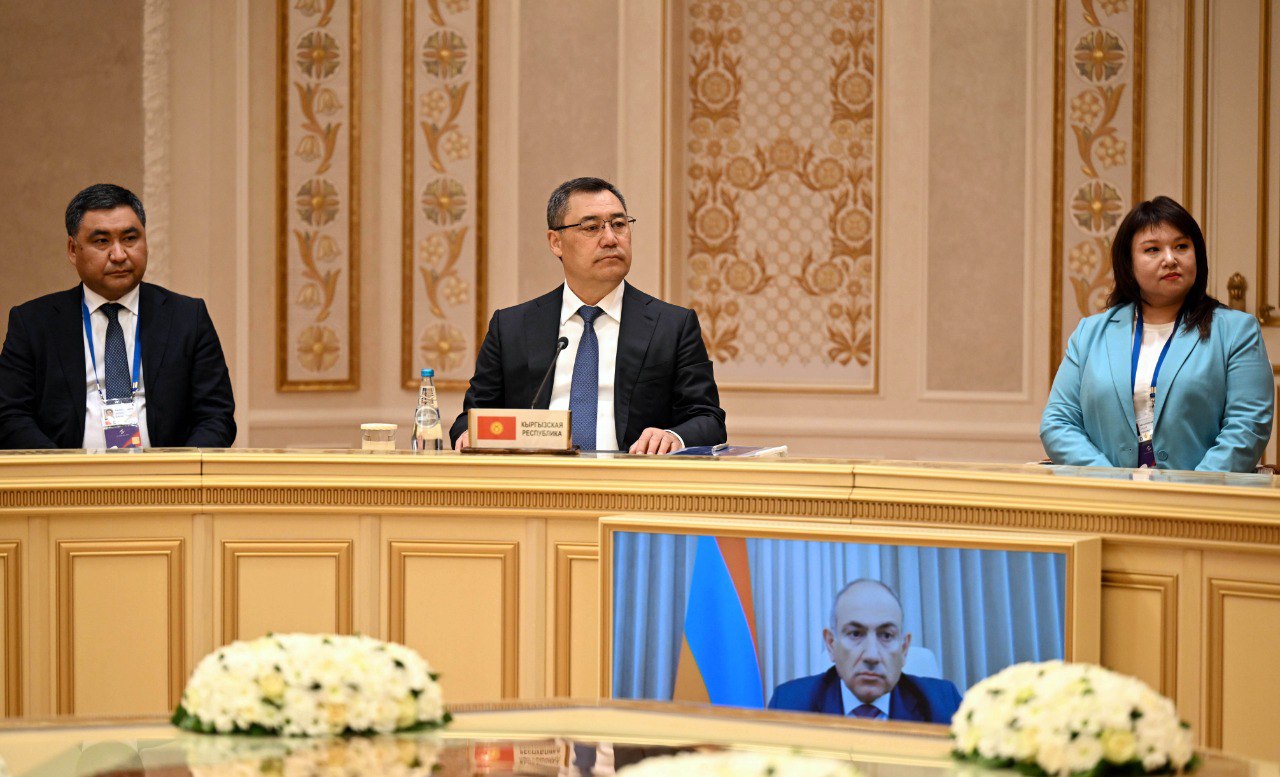 Садыр Жапаров Беларустун Эгемендүүлүк Сарайында ЕАЭБ жыйынына катышууда