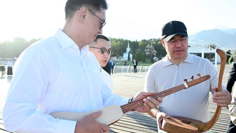 Кыргызстандын жана Монголиянын Президенттери «Рух-Ордо» маданий борборуна барышты