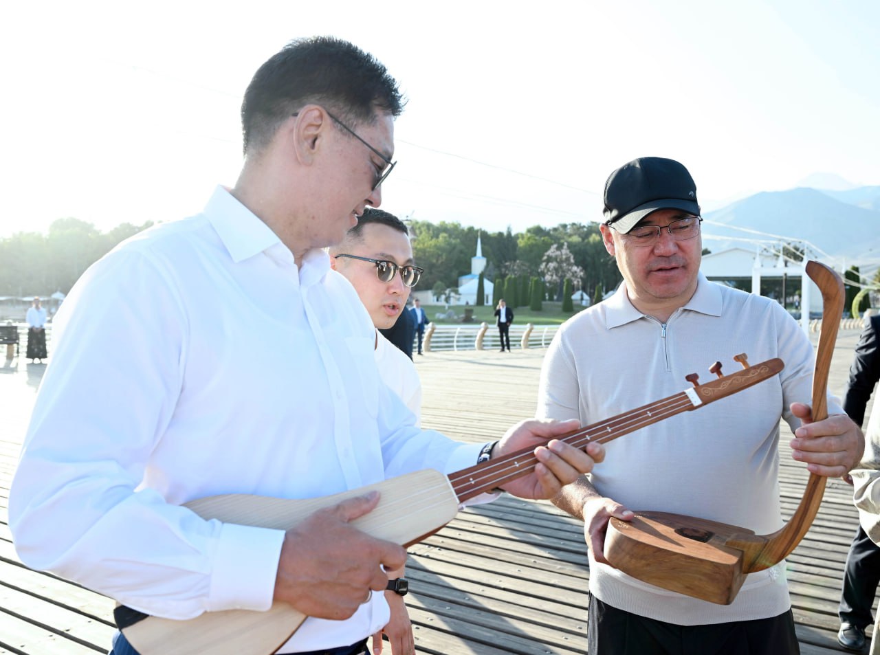 Кыргызстандын жана Монголиянын Президенттери «Рух-Ордо» маданий борборуна барышты