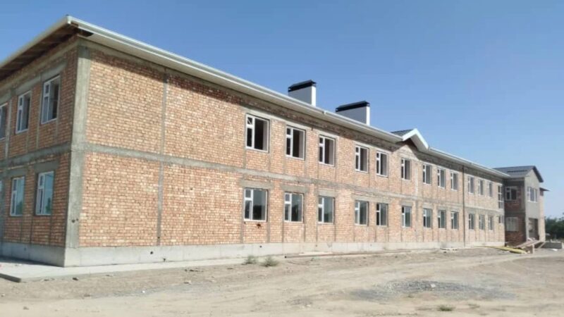 Баткенде 500 орундуу Жаңы-Жер орто мектеби курулууда