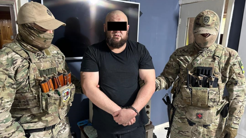 УКМК курал саткан кылмыштуу топту кармады