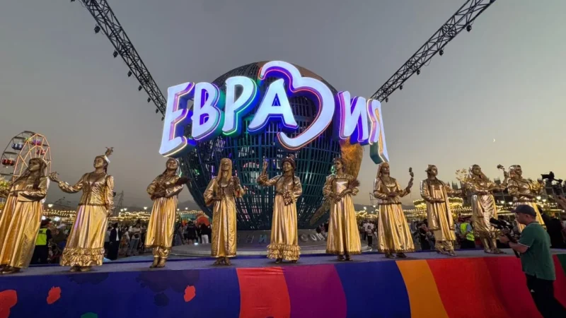 Бишкектеги “Евразия” паркы 10 гектар жерге курулду