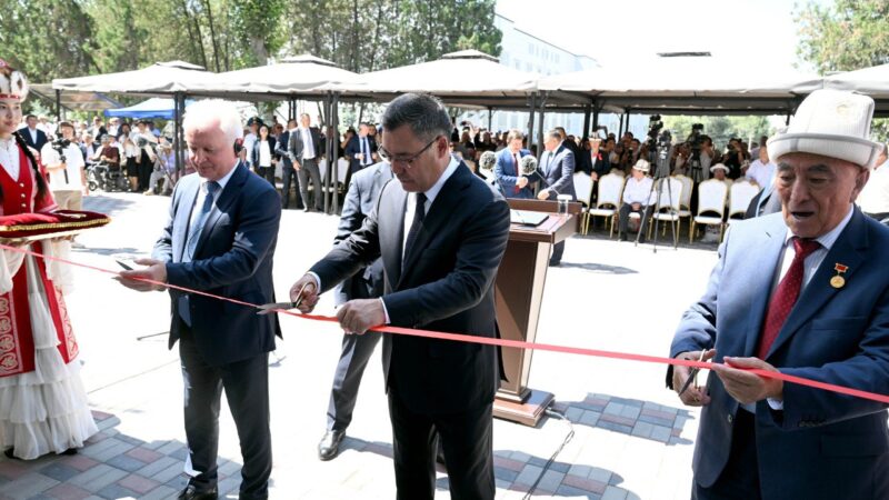 Президент Ошто Терешкова атындагы мектеп менен бирге 100 соцобъект ачты
