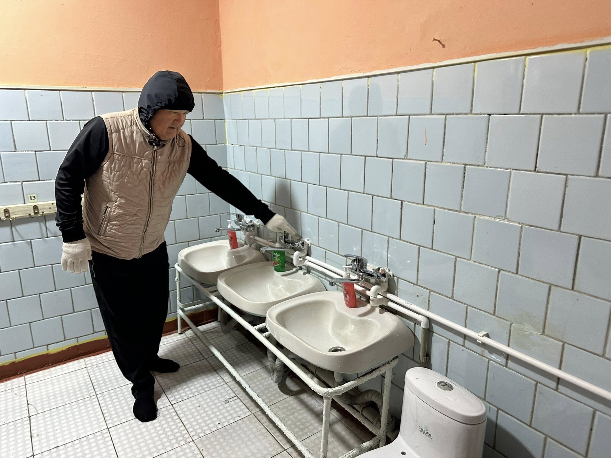 «Уят эмеспи, тазалагыла!» Оштун мэри бала бакчаларды текшерди