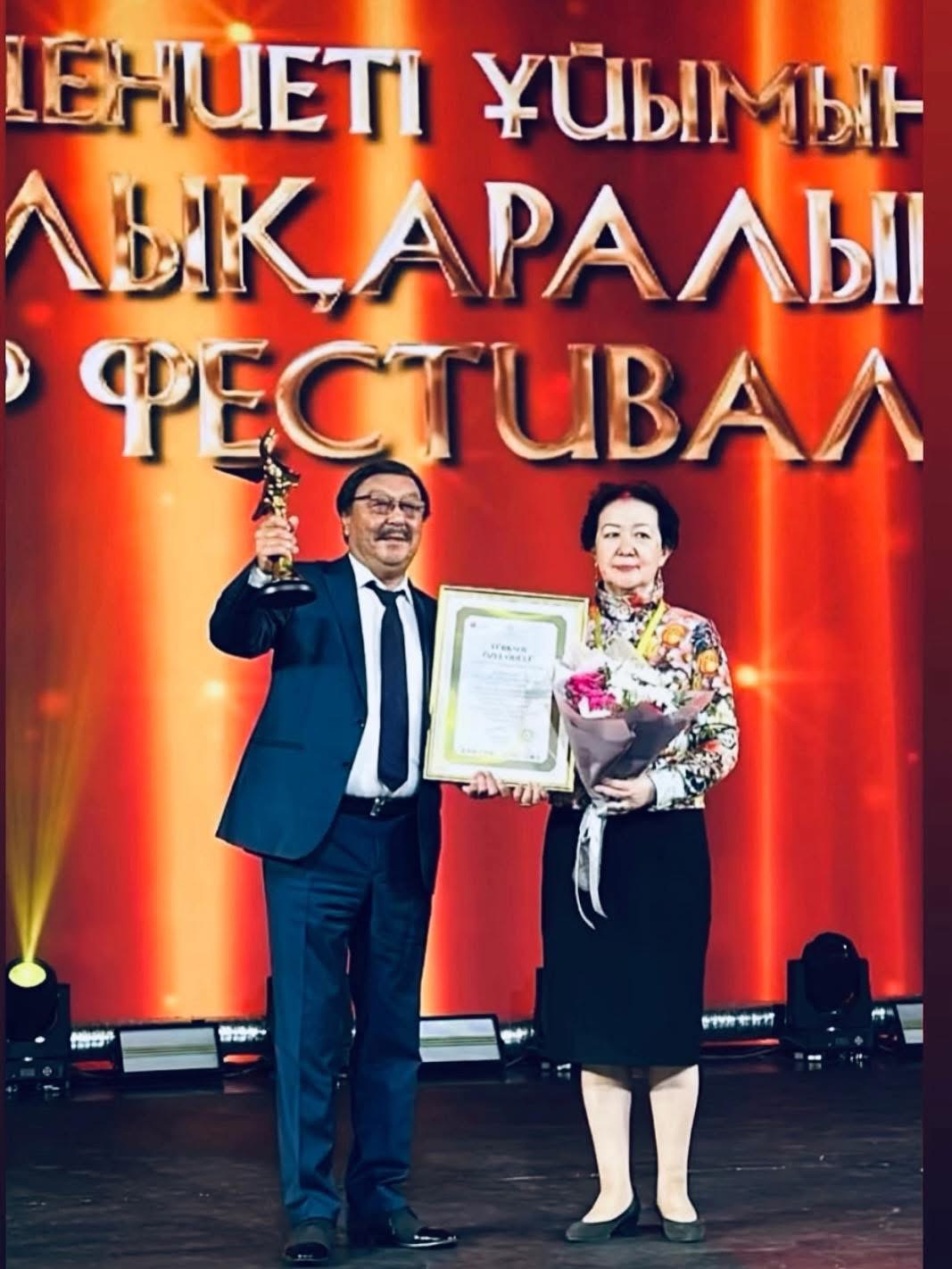 “Акыркы кат” спектакли Казакстандагы фестивалда “Эң мыкты спектакль” деп табылды