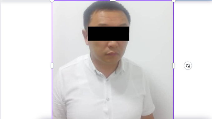 Кызга ыдык көрсөткөн делип аткаминер кармалды