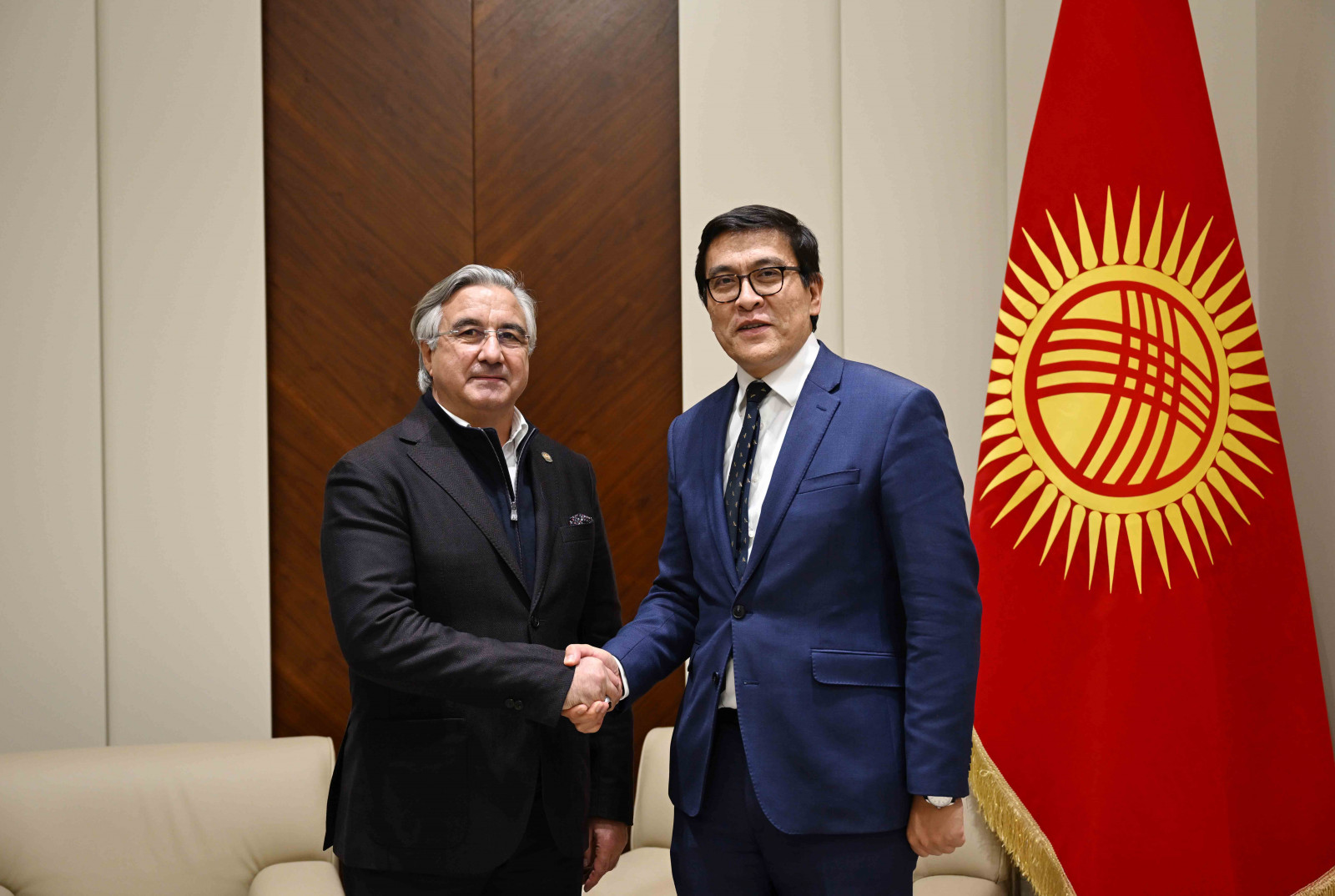 Кыргызстанга Татарстандын премьер-министринин орун басары келди