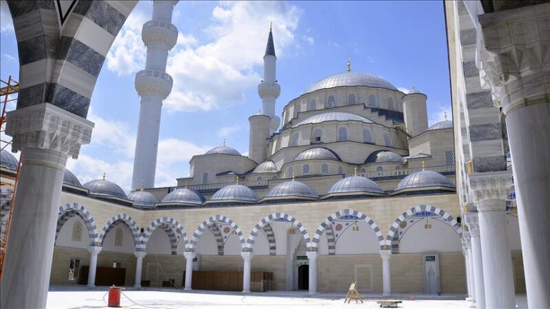 Жума — жүрөктү тазалоо, жан дүйнөнү тынчтандыруу жана ыраазычылык күнү. Кутман таң!