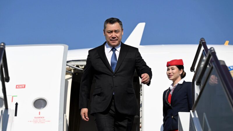 Садыр Жапаров Азербайжанга иш сапары менен барды