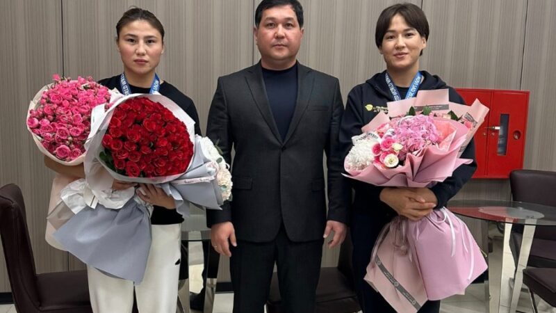 Кыргыз балбан кыздары дүйнө чемпионатынан кайтып келишти