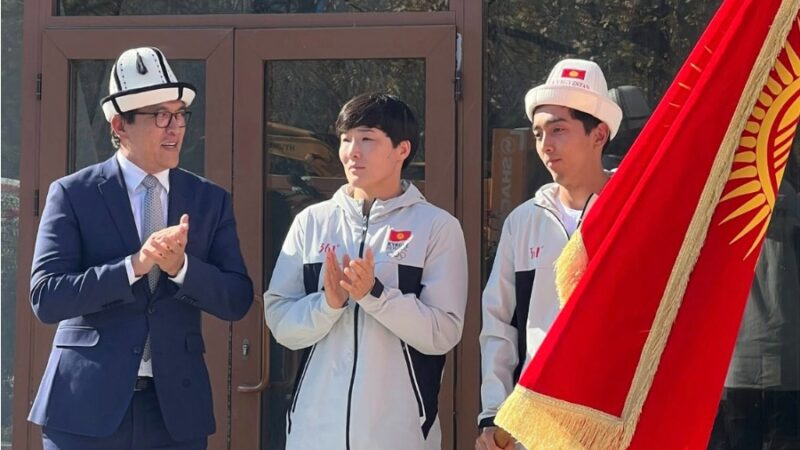 Бишкекте спортчуларды VI Ислам шериктештик оюндарына узатуу аземи болуп өттү