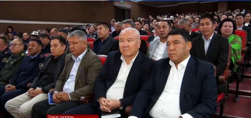 Таласта мамкызматкерлерге шайлоого кийлигишүүгө тыюу салынды