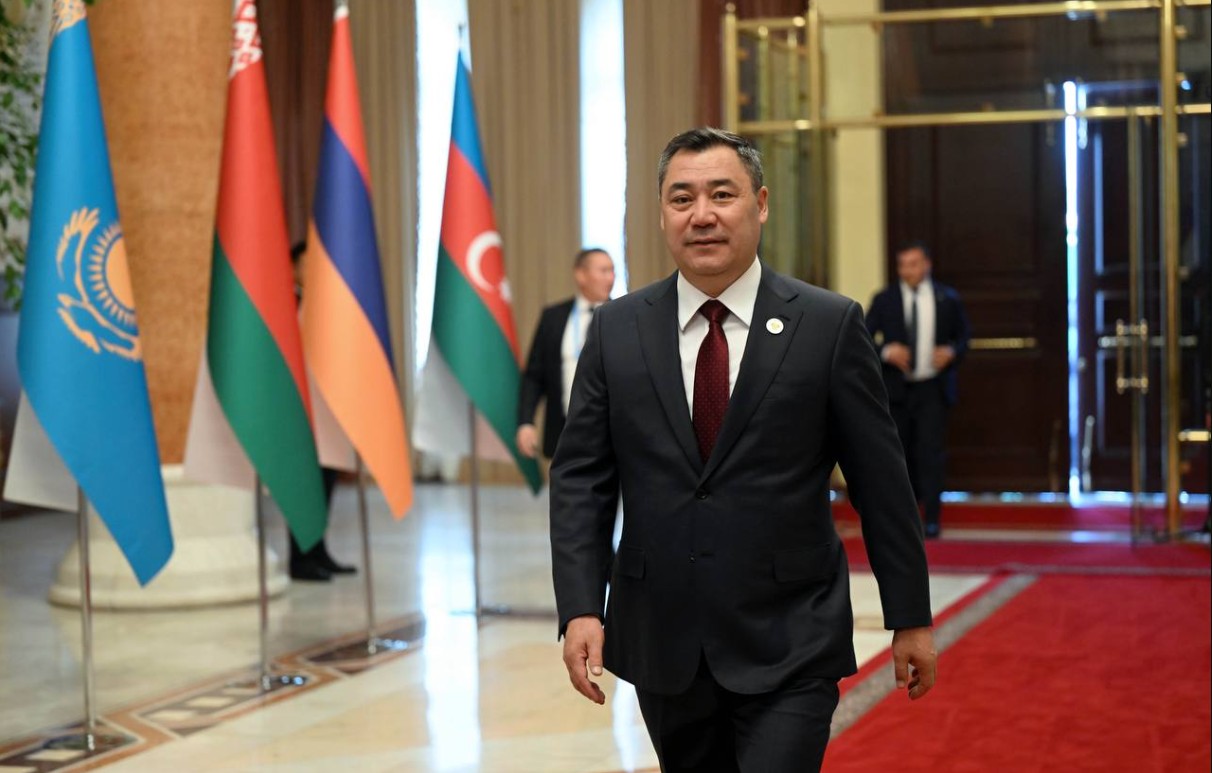 Садыр Жапаров КМШ Мамлекет башчыларынын кеңешинин жыйынына катышуу үчүн Улуттар сарайына барды