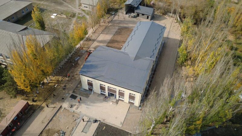 Ысык-Атада 64 мнл сомдук спорт залдын курулушу аяктоодо