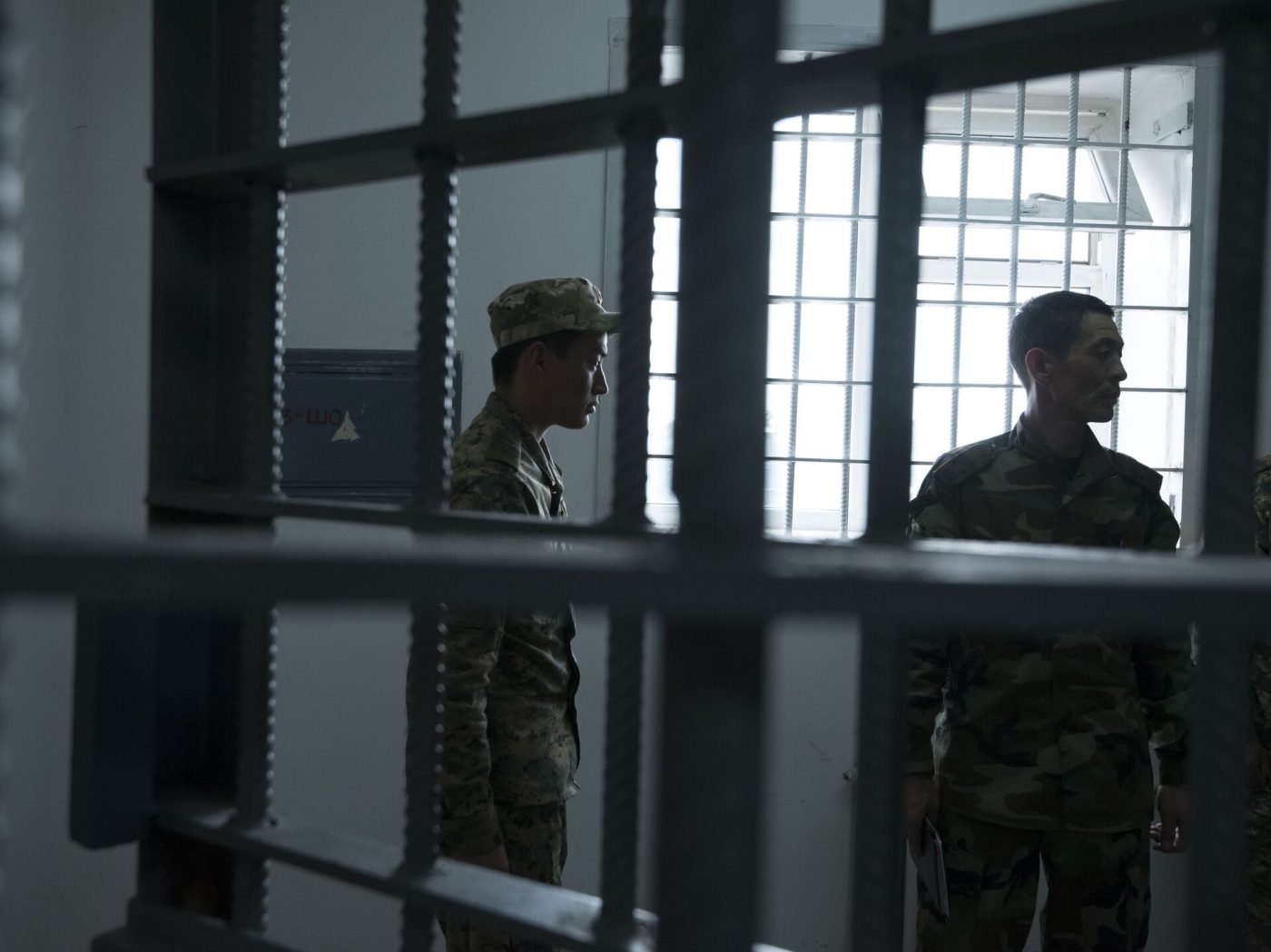 Орунбеков: Түрмөлөрдө «мыйзамдагы уурулар» жоюлуп, завод-фабрикалар иштеп жатат