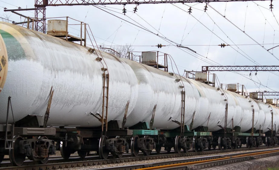 Казакстан мунайды экспорттоого убактылуу тыюу салды