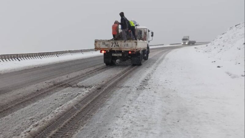 Ашууларда кар. Киргизилген чектөөлөр күчүндө